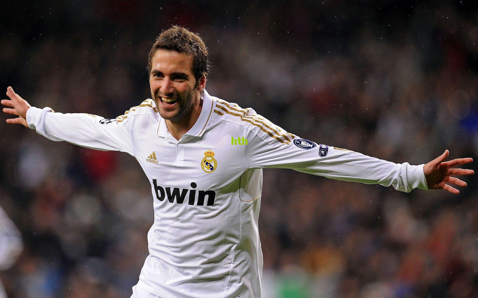 红军势头能否延续?安菲尔德见证历史性开局四连胜征程