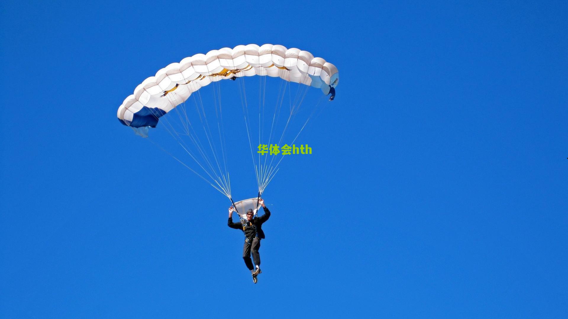 火箭队假摔战术引争议，狄龙怒斥对手扼杀得分机会